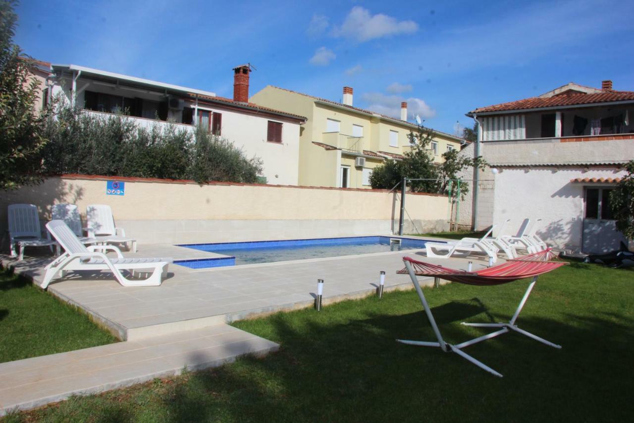 Vacation House "Viola" Fažana Екстериор снимка